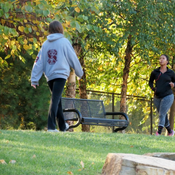 walking and running on the Schuylkill River Trail in Phiadelphia