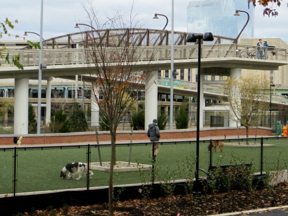 footbridge connecting Schuylkill Banks to Schuylkill River Park 