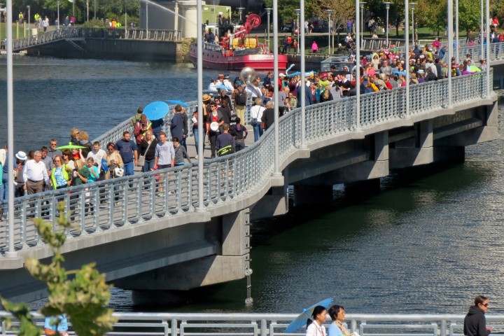 schuylkill banks boardwalk