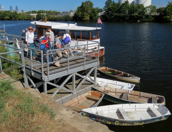 floating dock at Bartram's Garden